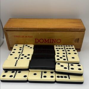 Domino Set DOUBLE 6 Two-Tone Black White BakeliteWith Spinners with Wooden Box